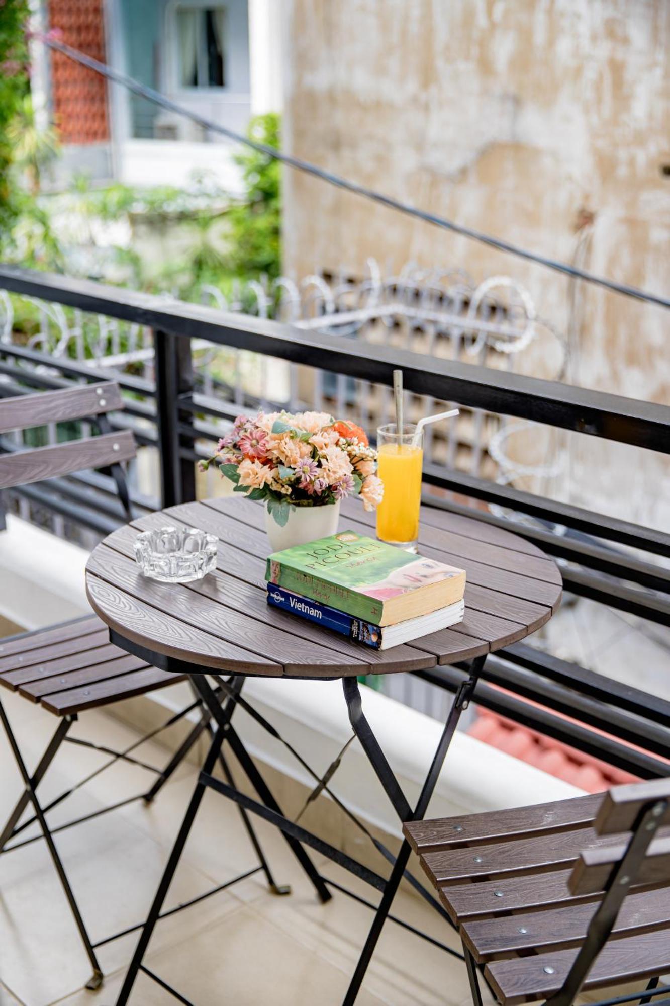 Bến Thành Retreats Khách sạn 2*