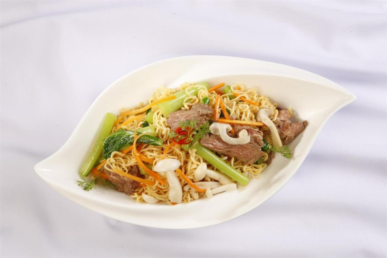 Khách sạn Bến Thành Retreats 2*